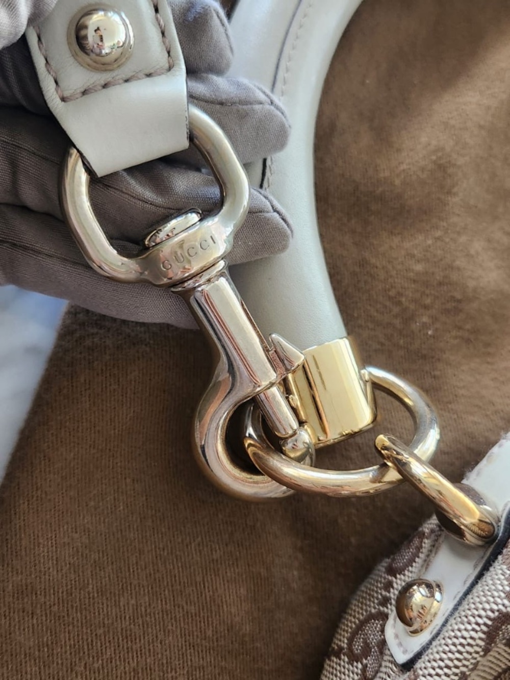 Gucci beige monogram Indy bag - Picture 7 of 12